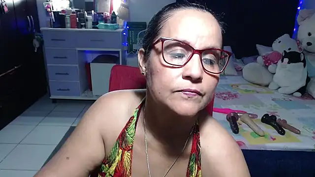 Snapshot of pervert_mommy_ chatting on 22, 7, 2026 pervert mommy online show from 22, 7, 2026