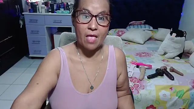 Snapshot of pervert_mommy_ chatting on 29, 7, 2026 pervert mommy online show from 29, 7, 2026