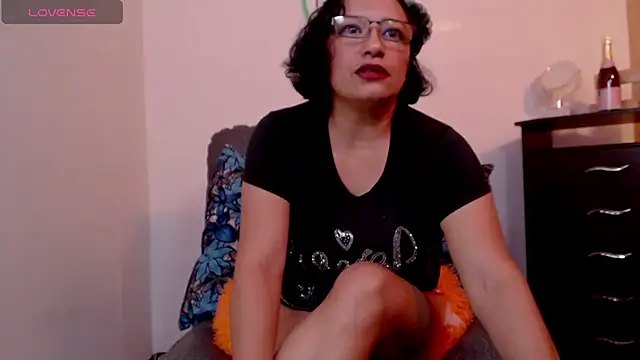 Snapshot of scarlet_wet chatting on 8, 2, 2025 scarlet wet online show from 8, 2, 2025