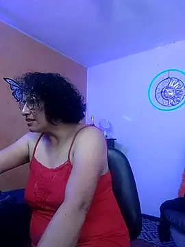 Snapshot of scarlet_wet chatting on 7, 3, 2025 scarlet wet online show from 7, 3, 2025