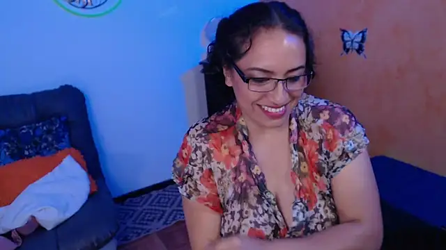 Snapshot of scarlet_wet chatting on 12, 3, 2025 scarlet wet online show from 12, 3, 2025