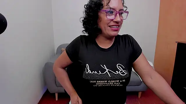 scarlet wet online show from 10, 7, 2026