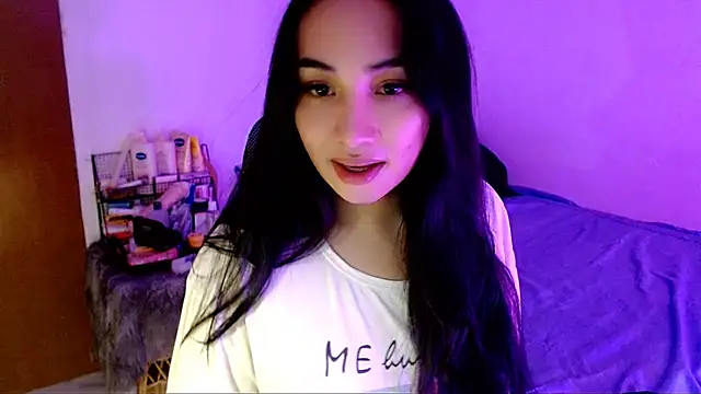 SweetLilly 18 online show from 24, 11, 2025