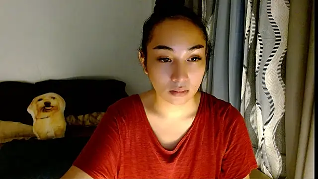 Snapshot of SweetLilly_18 chatting on 26, 3, 2026 SweetLilly 18 online show from 26, 3, 2026