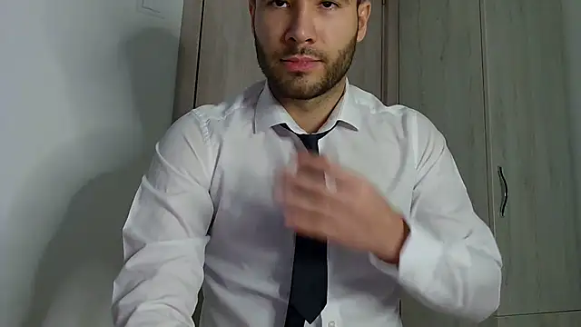 Snapshot of Justynn1 chatting on 28, 1, 2025 Justynn1 online show from 28, 1, 2025