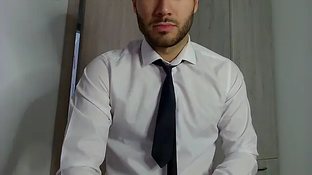 Snapshot of Justynn1 chatting on 25, 2, 2025 Justynn1 online show from 25, 2, 2025