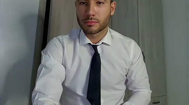 Snapshot of Justynn1 chatting on 28, 2, 2025 Justynn1 online show from 28, 2, 2025