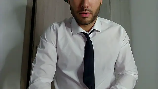 Snapshot of Justynn1 chatting on 14, 3, 2025 Justynn1 online show from 14, 3, 2025