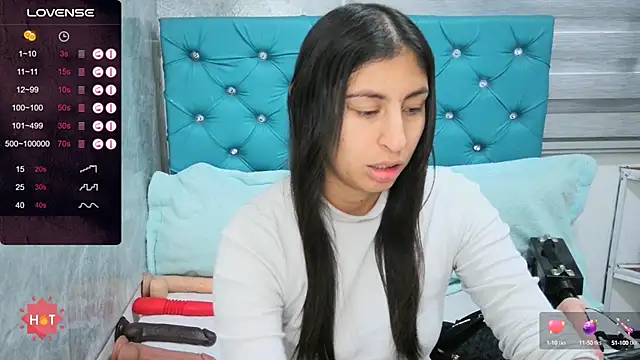 MAARYMOON online show from 15, 9, 2025