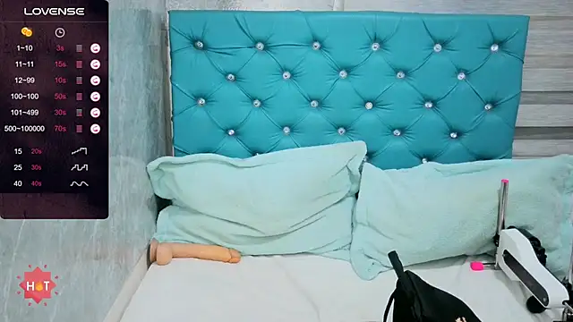 MAARYMOON online show from 9, 1, 2026