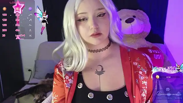 KuroChan420 online show from 1, 2, 2025