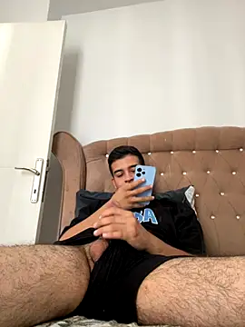 Snapshot of Ffhdr chatting on 7, 10, 2025 Ffhdr online show from 7, 10, 2025