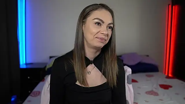 Snapshot of TiffanyPierce chatting on 12, 2, 2025 TiffanyPierce online show from 12, 2, 2025