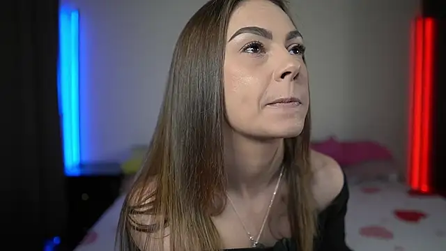 Snapshot of TiffanyPierce chatting on 6, 3, 2025 TiffanyPierce online show from 6, 3, 2025