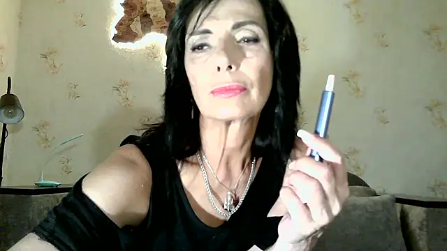 Snapshot of DreamMarianna chatting on 28, 7, 2026 DreamMarianna online show from 28, 7, 2026
