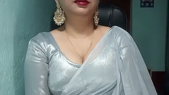 Snapshot of YourModhu chatting on 8, 9, 2025 YourModhu online show from 8, 9, 2025
