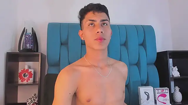 Snapshot of AlanNaughty chatting on 31, 12, 2024 AlanNaughty online show from 31, 12, 2024