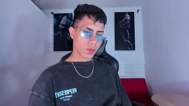 Snapshot of AlanNaughty chatting on 2, 1, 2025 AlanNaughty online show from 2, 1, 2025