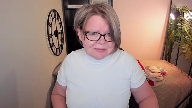 Shannonshine online show from 12, 5, 2026