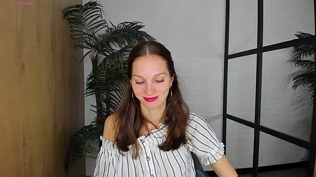 MirandaGlow online show from 10, 9, 2025