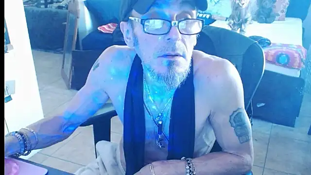 mycock2474u online show from 18, 2, 2025