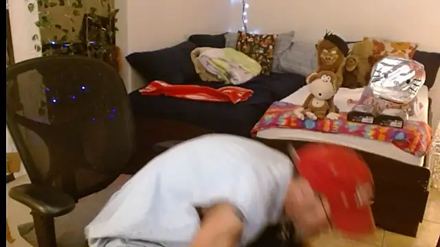 mycock2474u online show from 20, 2, 2025