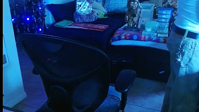 mycock2474u online show from 27, 2, 2025