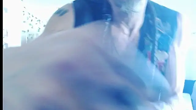 mycock2474u online show from 28, 2, 2025