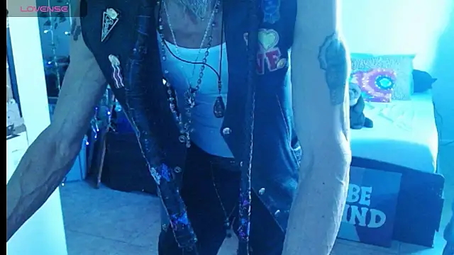 mycock2474u online show from 21, 3, 2025