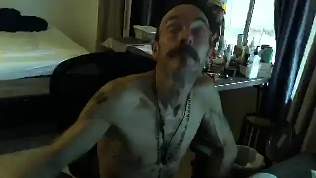 mycock2474u online show from 11, 10, 2025