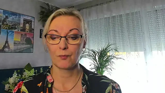 vanessa chat online show from 7, 5, 2026