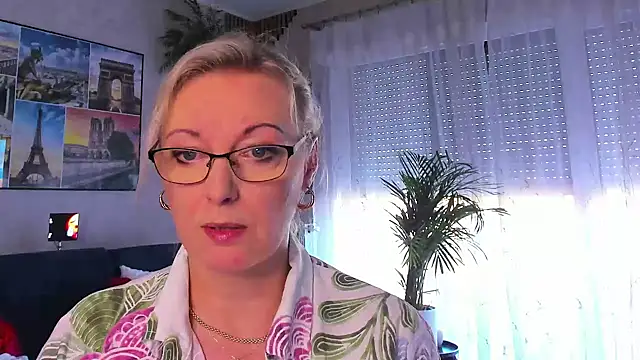 vanessa chat online show from 25, 5, 2026