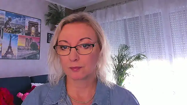 vanessa chat online show from 30, 6, 2026