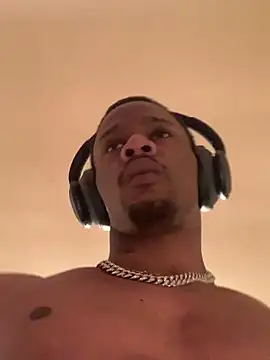 Tristris100 online show from 8, 2, 2025