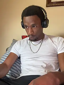 Tristris100 online show from 15, 9, 2025