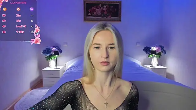 AnnaCarrera online show from 4, 5, 2026