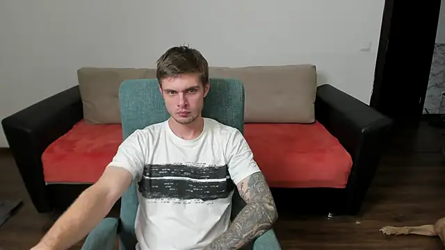 maks wolfis online show from 3, 1, 2025