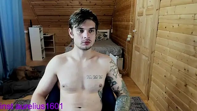 maks wolfis online show from 7, 10, 2025