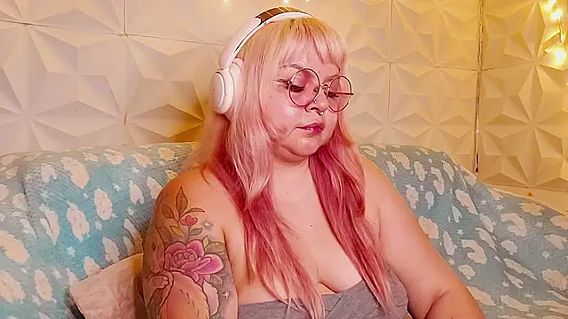 Snapshot of Satyn_doll chatting on 11, 6, 2026 Satyn doll online show from 11, 6, 2026