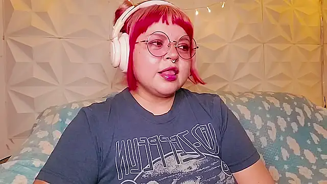 Snapshot of Satyn_doll chatting on 19, 6, 2026 Satyn doll online show from 19, 6, 2026