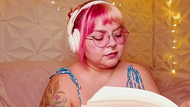 Satyn doll online show from 11, 7, 2026