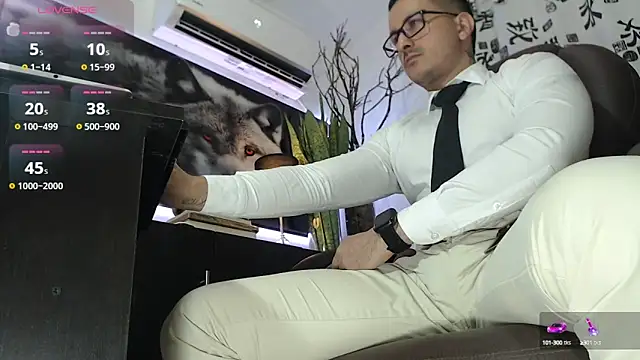 Snapshot of randyluke chatting on 13, 12, 2024 randyluke online show from 13, 12, 2024