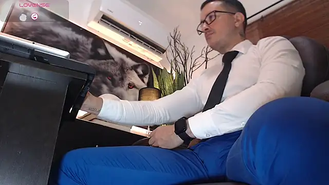 Snapshot of randyluke chatting on 10, 1, 2025 randyluke online show from 10, 1, 2025