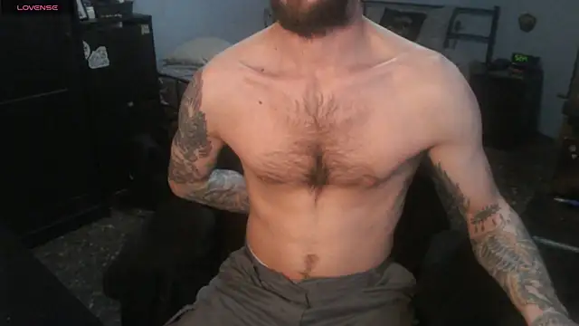 SexxxyLouis online show from 2, 12, 2025