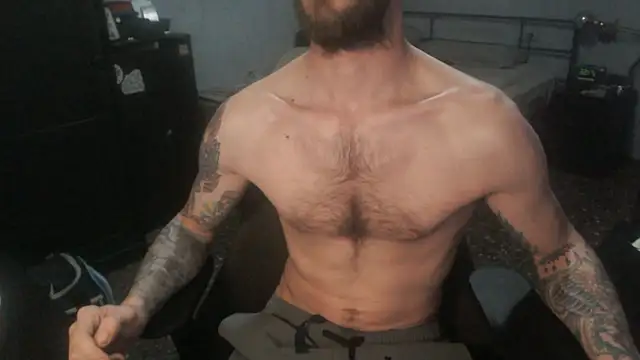 SexxxyLouis online show from 1, 3, 2026