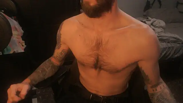 SexxxyLouis online show from 24, 3, 2026