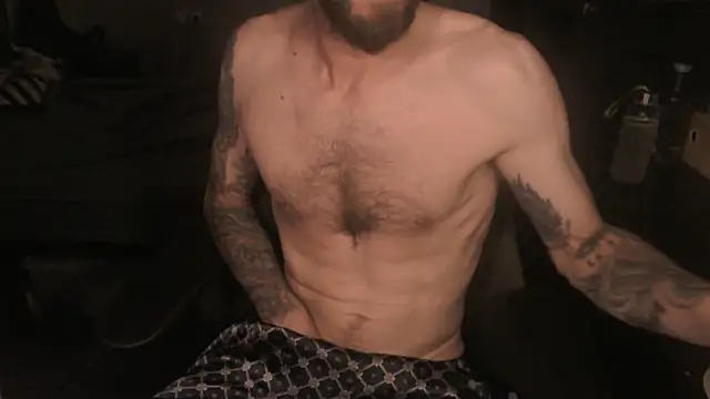 SexxxyLouis online show from 4, 8, 2026