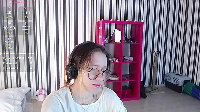  Hanna Moon  online show from 8, 2, 2025