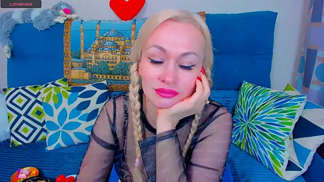 EllenMoore online show from 16, 1, 2025