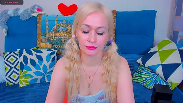 EllenMoore online show from 17, 1, 2025